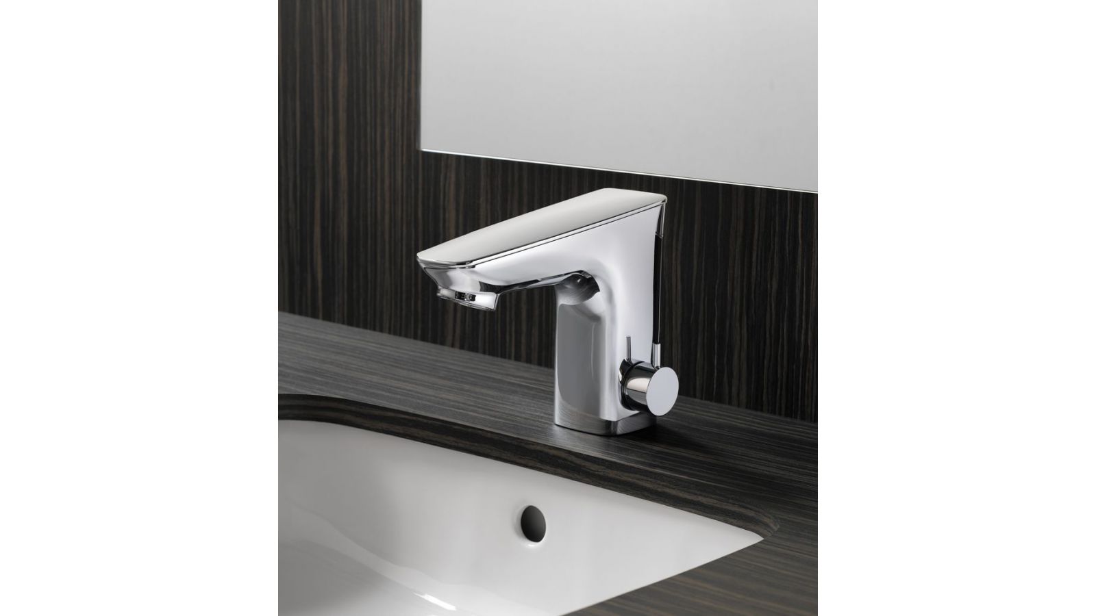 Integrated EcoPower Faucet 5x7